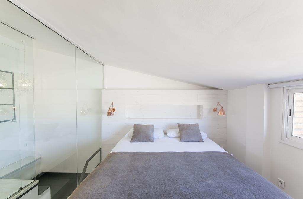 Barcelona Penthouse Private Terrace Sustainable Stay Keyless Access Exteriör bild